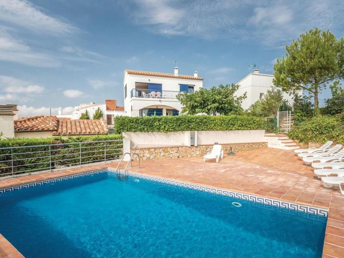 Holiday Home Garbinell I By Interhome L' Escala Екстериор снимка